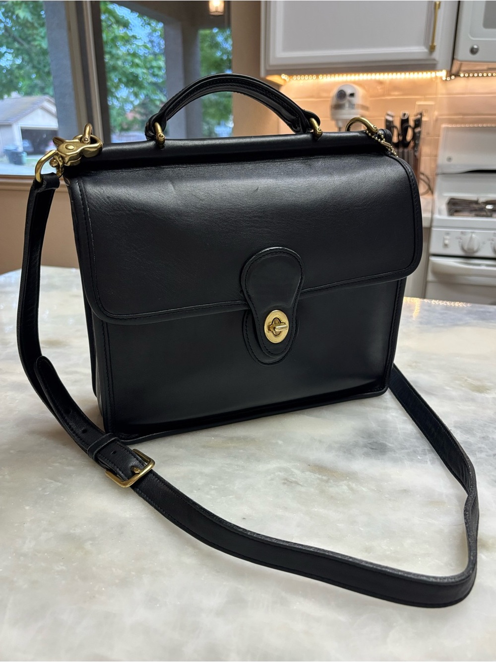 VINTAGE COACH Leather Willis Station Bag 9927 - Black Crossbody - Rare - Picture 3 of 13